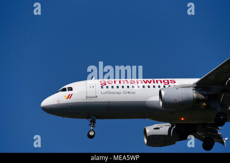 Lufthansa Airplane Coming Into Land At Heathrow Airport, Uk Stock Photo 