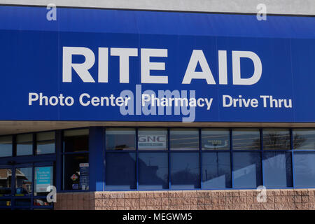 Union City - Circa April 2018: Rite Aid Drug Store and Pharmacy. In 2018, Rite Aid transferred 625 stores to WBA, the owner of Walgreens II Stock Photo