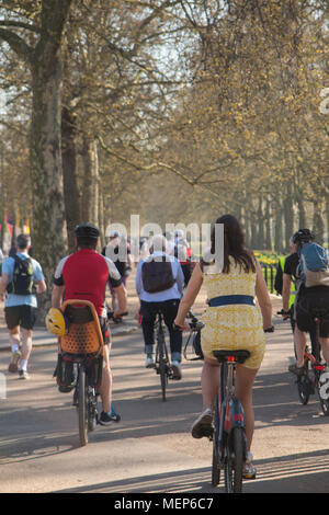 Crowds of cyclists cycling along The Mall in Central London Stock Photo