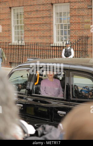 London, UK. 23rd Apr, 2018. Fake 'HM The Queen' arrives at the Lindo Wing via Taxi Credit: amanda rose/Alamy Live News Stock Photo