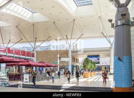 Interior of Central Milton Keynes Shopping Centre (The Centre mk ...