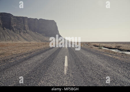Iceland, South of Iceland, empty gravel road, ring road Stock Photo