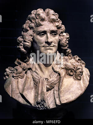 Terracotta portrait bust of the celebrated French playwright Molière, sculpted in 1773 by Baroque artist Jean-Jacques Caffiéri, on display inside the Musée du Louvre, Paris, France. Molière ( 1622 - 1673 ) 1785  by Jean Jacques CAFFIERI 1725 - 1792 France French ( Jean Baptiste Poquelin, known by his stage name Molière was a French playwright, actor and poet,  ) France Stock Photo