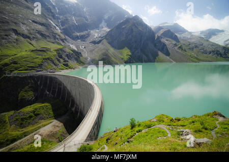 Austria, Kaprun, Mooserboden dam with Moosersperre wall Stock Photo