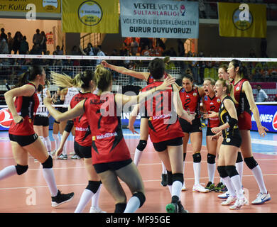 (180425) -- ISTANBUL, April 25, 2018(Xinhua) -- Vakifbank players celebrate victory after the fourth leg match of the 2017-2018 Turkish Women Volleyball League final series between Vakifbank and Eczacibasi in Istanbul, Turkey, on April 24, 2018. Vakifbank won 3-0. (Xinhua/He Canling) Stock Photo