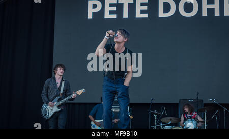 Pete Doherty Performing on Sunday Afternoon on the Main Stage at Victorious Festival 2017 Stock Photo