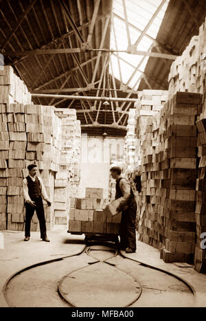 Gallery1950 × WAREHOUSE USED加工 デニムパンツ size 36 ギャラリー1950 G1950 ウエアハウス アーキュエットステッチ Warehousing | Hoffman Transportation