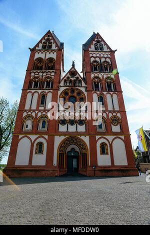 Limburg An Der Lahn, Germany. 24th Apr, 2018. Limburg Cathedral, taken on 24/04/18 | usage worldwide Credit: dpa/Alamy Live News Stock Photo