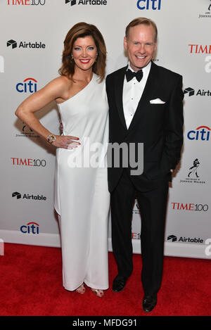 New York, USA. 24th Apr, 2018. Norah O'Donnell and Geoff Tracy attend the 2018 Time 100 Gala at Jazz at Lincoln Center on April 24, 2018 in New York City. Credit: Erik Pendzich/Alamy Live News Stock Photo