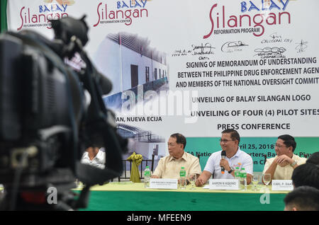 Quezon City, Philippines. 25th Apr, 2018. Aquino spearheaded the program launch, along with PDEA key officers and members of the Balay Silangan Program National Oversight Committee today, April 25, 2018 at the PDEA National Headquarters in Quezon City. Credit: Robert Oswald Alfiler/Pacific Press/Alamy Live News Stock Photo