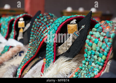 Zanskari women wearing ethnic traditional Ladakhi headdress with turquoise stones called Perakh Perak, Ladakh, India Stock Photo