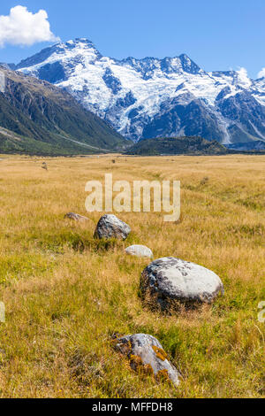 new zealand south island new zealand new zealand, south island, boulders near mount cook village, mount cook national park, south island, new zealand Stock Photo