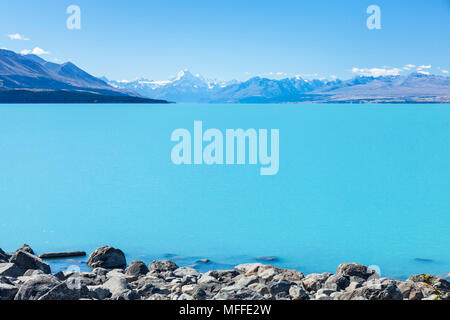 new zealand south island new zealand view of mount cook from the shore of lake pukaki mount cook national park new zealand south island southland Stock Photo