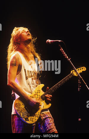 CHICAGO, ILLINOIS - OCTOBER 31,1993: Alice in Chains photographed at ...