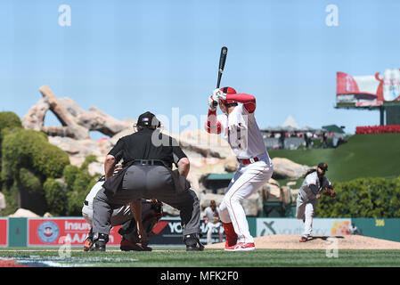 San Francisco Giants starting pitcher Johnny Cueto delivers a pitch to Los Angeles Angels designated hitter Shohei Ohtani during the Major League Baseball game at Angel Stadium in Anaheim, California, United States, April 22, 2018. Credit: AFLO/Alamy Live News Stock Photo