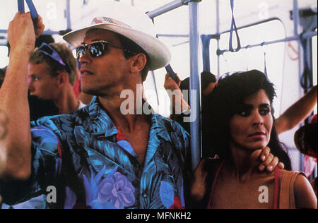 ARNOLD SCHWARZENEGGER, MARIA CONCHITA ALONSO, THE RUNNING MAN, 1987 ...