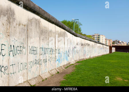 Original section of wall at Berlin Wall Memorial on Bernauer Strasse , Berlin, Germany. The GedenkstŠtte Berliner Mauer commemorates the division of B Stock Photo