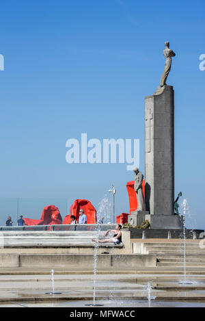 Seamen's Memorial and conceptual work of art Rock Strangers by artist Arne Quinze at seaside resort Ostend / Oostende, West Flanders, Belgium Stock Photo