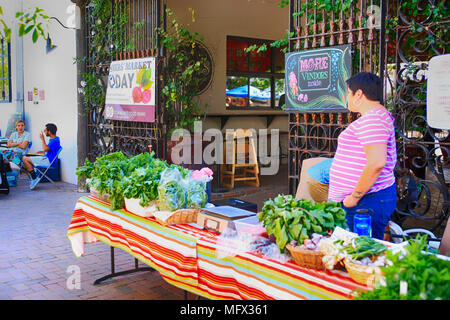 People shopping at the farmers market outside the Mercado San Agustin in downtown Tucson, Arizona. Stock Photo