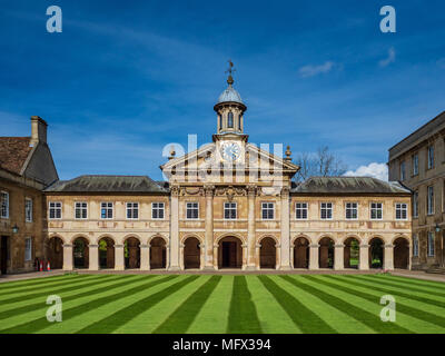 Cambridge Emmanuel College - the Clocktower & Front Court, Cambridge University. College was founded in 1584. Architect: Sir Christopher Wren. Stock Photo