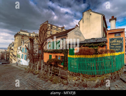 Au Lapin Agile, The Agile Rabbit ,a famous Montmartre cabaret / nightclub  , inside a small village house at 22 Rue des Saules, Montmartre, Paris Stock Photo