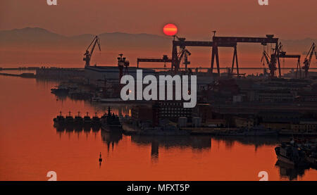 Dalian, Dalian, China. 26th Apr, 2018. Dalian, CHINA-26th April 2018: A dockyard in Dalian, northeast China's Liaoning Province. Credit: SIPA Asia/ZUMA Wire/Alamy Live News Stock Photo