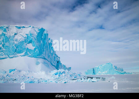 Icebergs frozen into the fjords of Baffin Island, Nunavut, Canada Stock Photo