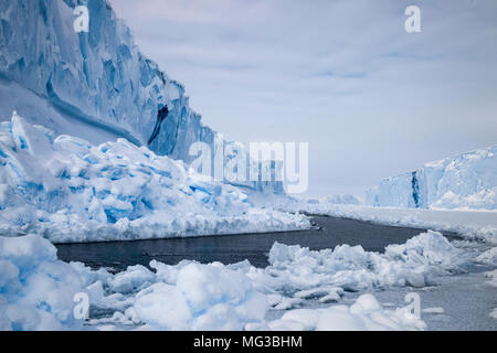 Icebergs frozen into the fjords of Baffin Island, Nunavut, Canada Stock Photo