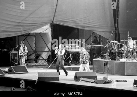 U2 Concert Elland Road 1990/credit Simon Dewhurst for Hickes Stock Photo