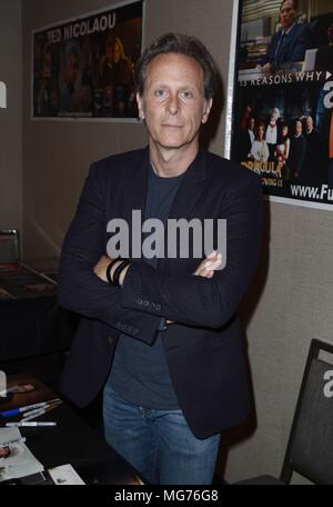 Parsippany, NJ, USA. 27th Apr, 2018. Steven Webber in attendance for Chiller Theatre Toy, Model and Film Expo, Hilton Parsippany, Parsippany, NJ April 27, 2018. Credit: Derek Storm/Everett Collection/Alamy Live News Stock Photo