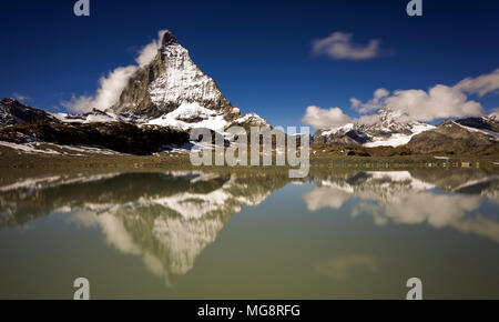 Theodulgletschersee - Trockener Steg - Zermatt. Matterhorn Glacier ...