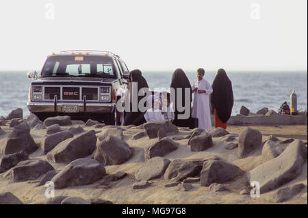 Picnic on the corniche in Jeddah, Saudi Arabia Stock Photo