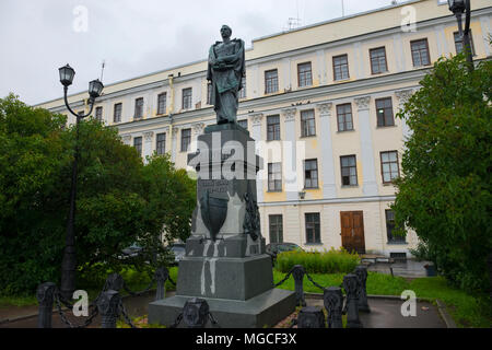 RUSSIA, SAINT PETERSBURG - AUGUST 18, 2017: Bronze monument to the Arctic Explorer Peter Pakhtusov in Kronstadt Stock Photo