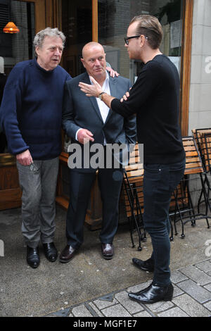 The cast of ’The Krays: Dead Man Walking’ during filming outside Shampers Wine Bar & Restaurant in London  Featuring: Nick Ball, Chris Ellison, Richard John Taylor Where: London, United Kingdom When: 28 Mar 2018 Credit: WENN.com Stock Photo