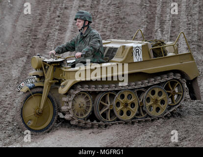 Kettenkraftrad half-track motorcycle, Sd Kfz 2/2 Kleines Kettenkraftrad ...