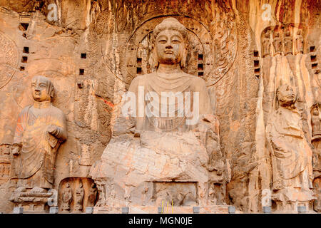 Biggest Buddha statue at the Longmen Grottoes ( Dragon's Gate Grottoes) or Longmen Caves.UNESCO World Heritage of tens of thousands of statues of Budd Stock Photo