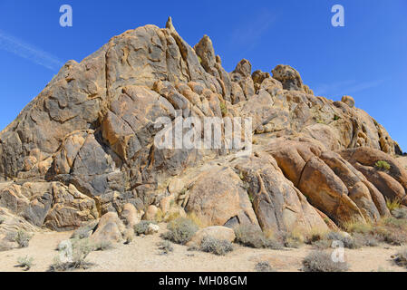 Alabama Hills, a movie set location for many Hollywood movies as well as popular recreation area under Mount Whitney in the Eastern Sierra, California Stock Photo