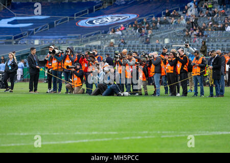 New York, USA - April 29, 2018: Photographers lined up before MLS regular game between NYCFC and Dallas FC on Yankee stadium NYCFC won 3 - 1 Credit: lev radin/Alamy Live News Stock Photo