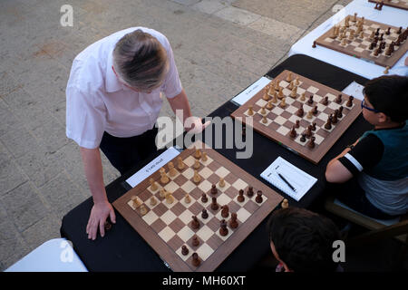 Jerusalem, Israel 30th April 2018. Russian State Duma member, chess grandmaster and former World Champion Anatoly Yevgenyevich Karpov giving a simultaneous exhibition with young Israeli participants during a simul display marking Israel's 70th anniversary in Jerusalem Stock Photo