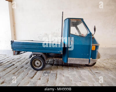 Piaggio Ape 50 van; Piaggio Commercial Vans and Pickups Stock Photo - Alamy