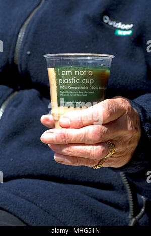 100% compostable Green recyclable coffee cups made with no plastic UK Stock Photo