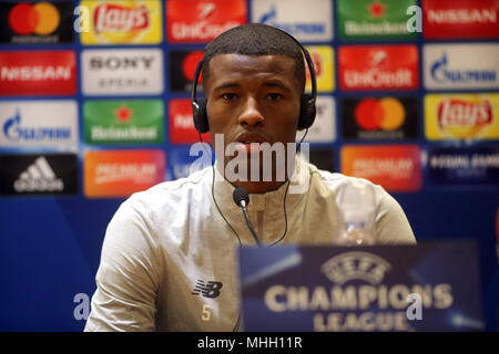 Rome, Italy. 01st May, 2018. 01.05.2018. Rome, Italy: Georginio Wijnaldum during the press conference before the Uefa Champions League match AS Roma vs Liverpool in olympic stadium in Rome. Credit: Independent Photo Agency/Alamy Live News Stock Photo