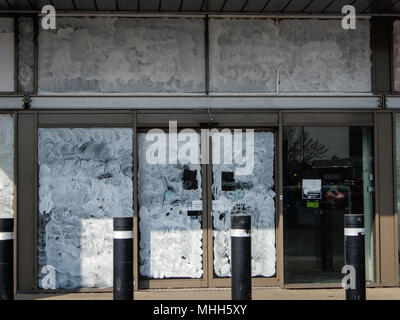 Reading, United Kingdom - April 21 2018:   The front of an empty store in Brunel Retail Park Stock Photo