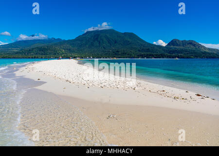 White Island Camiguin Philippines April 23, 2018 The beautiful setting of White Island Stock Photo