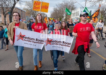 MINNEAPOLIS - May 1: A group of individuals promoting socialism in the International Workers’ Day March, hosted by a number of community organizations and labor unions. Credit: Nicholas Neufeld/Alamy Live News Stock Photo