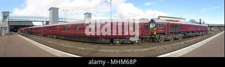 Royal Scotsman Train & engine Belmond 66746 in Perth Railway station Stock Photo