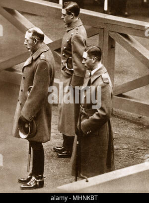 Armistice Day - Cenotaph, London - King and his sons Stock Photo