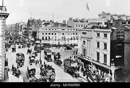 Busy scene at Oxford Circus, Central London Stock Photo