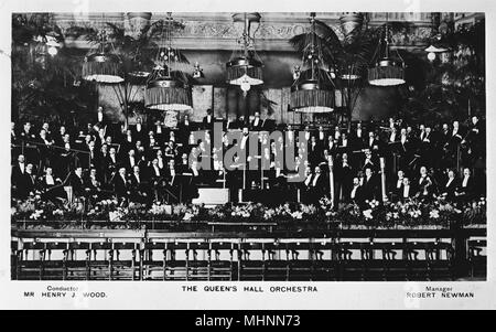 The Queen's Hall Orchestra, London, conducted by Sir Henry Joseph Wood, Manager Robert Newman.      Date: circa 1910 Stock Photo