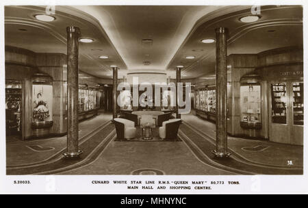 RMS Queen Mary, Cunard White Star Line, main hall Stock Photo